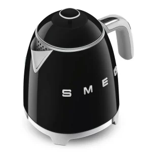 Smeg Wasserkocher 0,8 L 50’s Style Schwarz 11